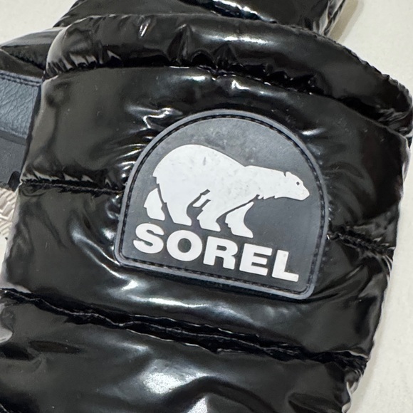 Sorel women’s Shiny Black Snow Boots - Picture 8 of 8